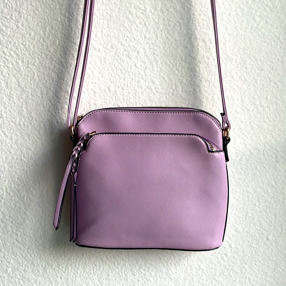 Violet crossbody purse!